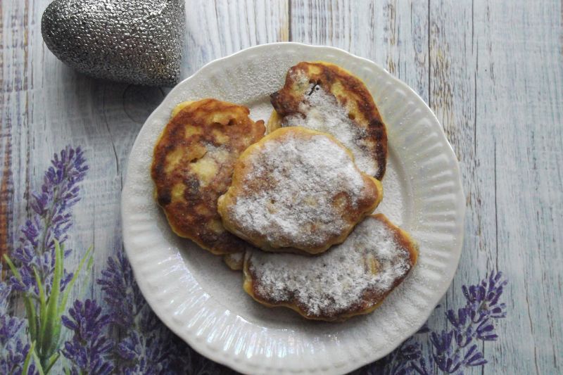 Dyniowe racuchy z rodzynkami Dyniowe racuchy z rodzynkami