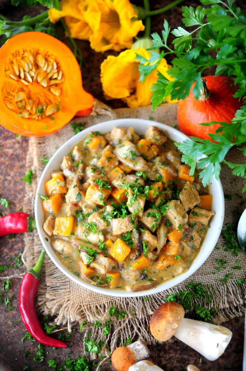 Dyniowo- grzybowy gulasz