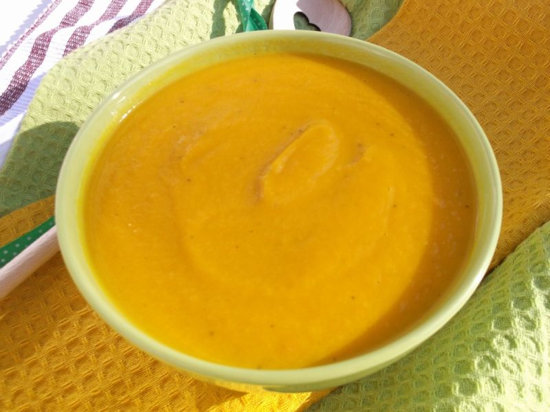 Dyniowo-marchewkowa zupa krem