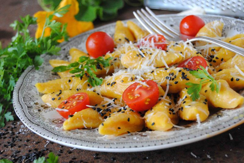 Dyniowo- ziemniaczane kopytka  Dyniowo- ziemniaczane kopytka