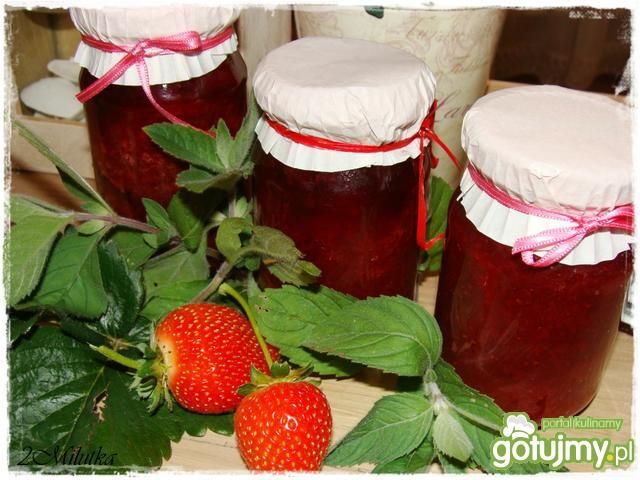 Dżem truskawkowo-rabarbarowy