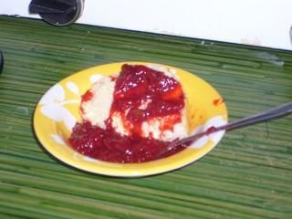 Dżem truskawkowy z miodem i rodzynkami