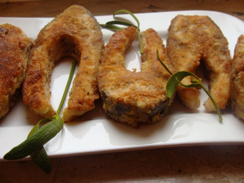 Dzwonko karpia w panierce migdałowej