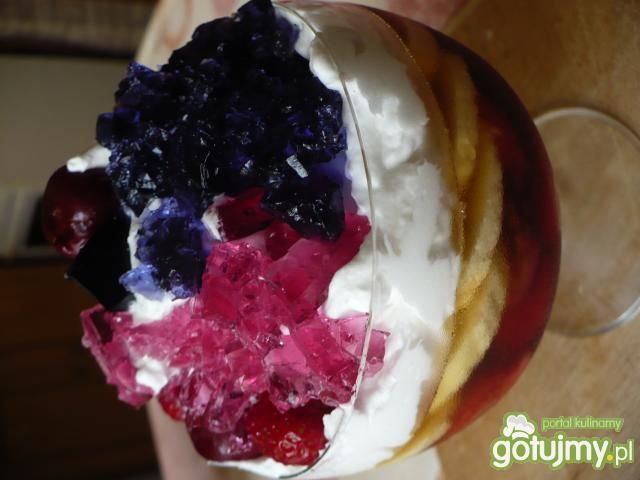 Efektowna galaretka z owocami Efektowna galaretka z owocami