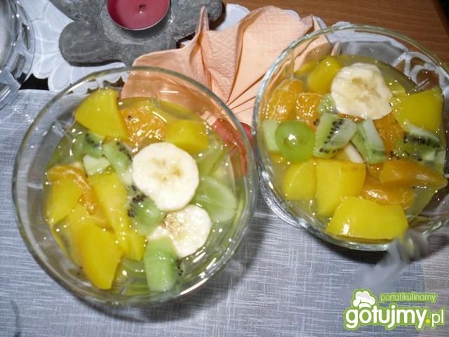 Egzotyczna sałatka owocowa 