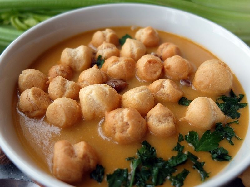 Egzotyczna zupa krem (z bananem) Egzotyczna zupa krem (z bananem)