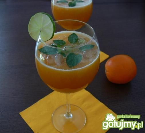 Egzotyczny drink na gazie