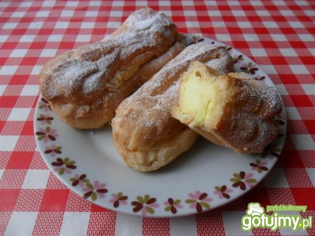 Eklerki z masą budyniową