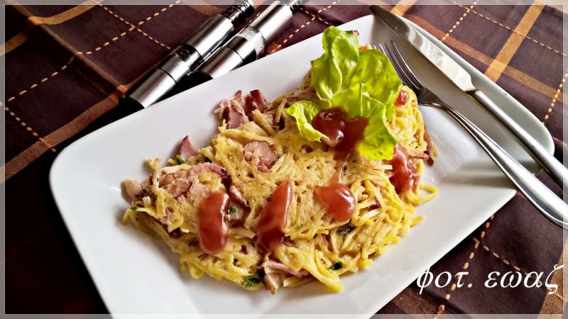 Ekspresowy omlet makaronowy