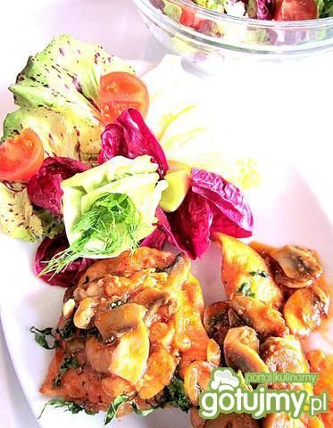 Eskalopki drobiowe w sosie pieczarkowym Eskalopki drobiowe w sosie pieczarkowym