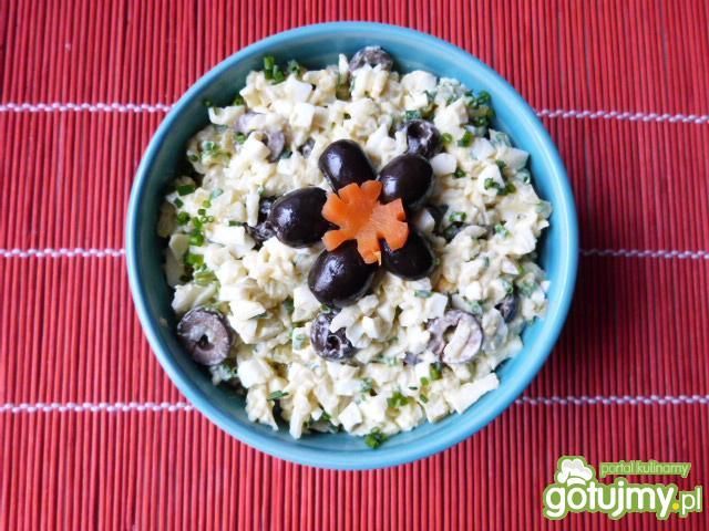 Expresowa sałatka z oliwkami Expresowa sałatka z oliwkami
