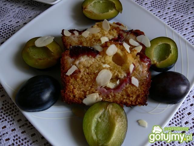 Expresowe ciasto śliwkowe z migdałami Expresowe ciasto śliwkowe z migdałami