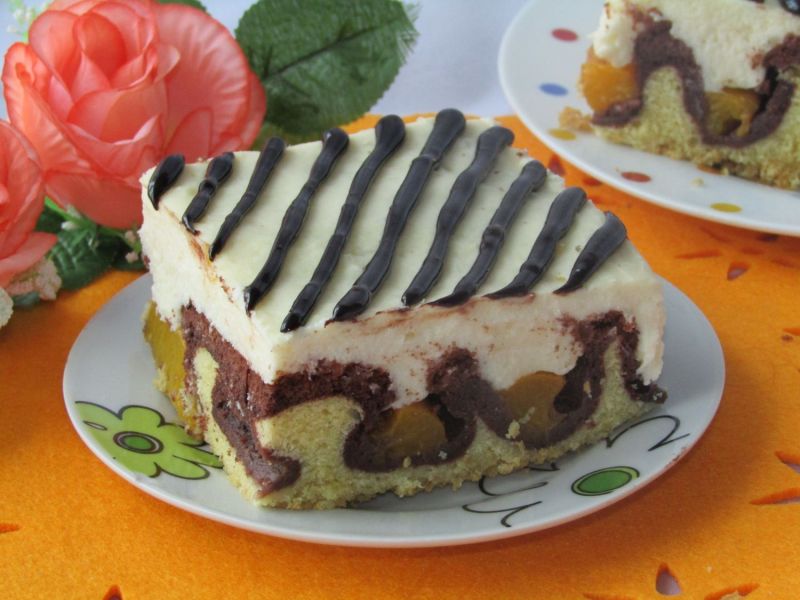 Fale Dunaju z brzoskwiniami