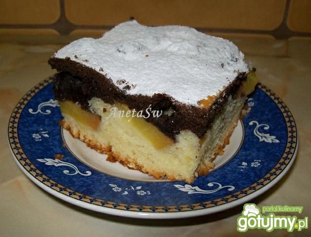 Fale Dunaju z brzoskwiniami