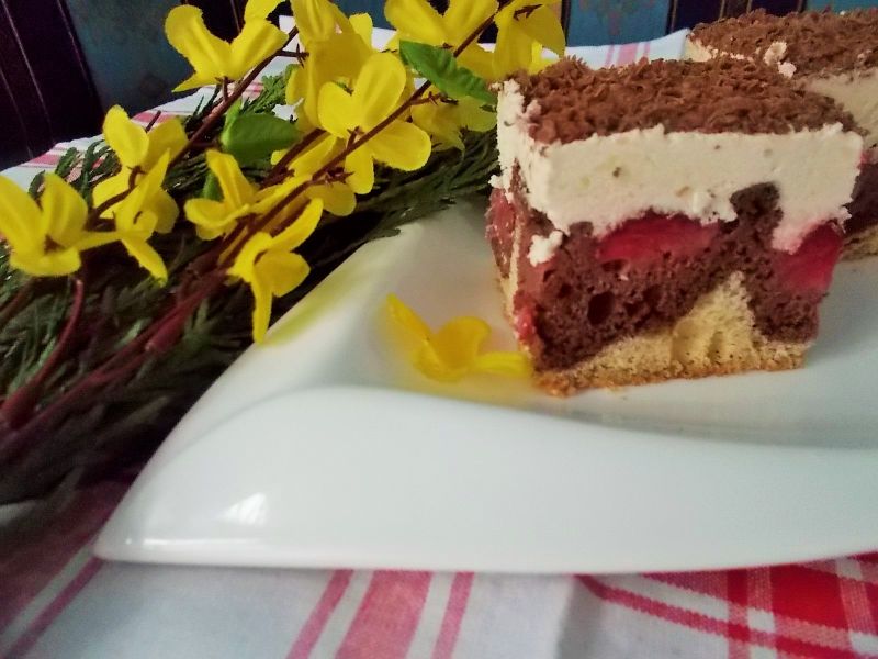 Fale dunaju z truskawkami