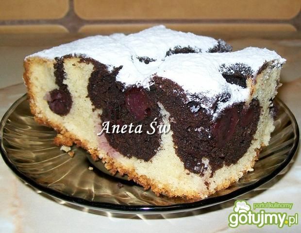 Fale Dunaju z wiśniami