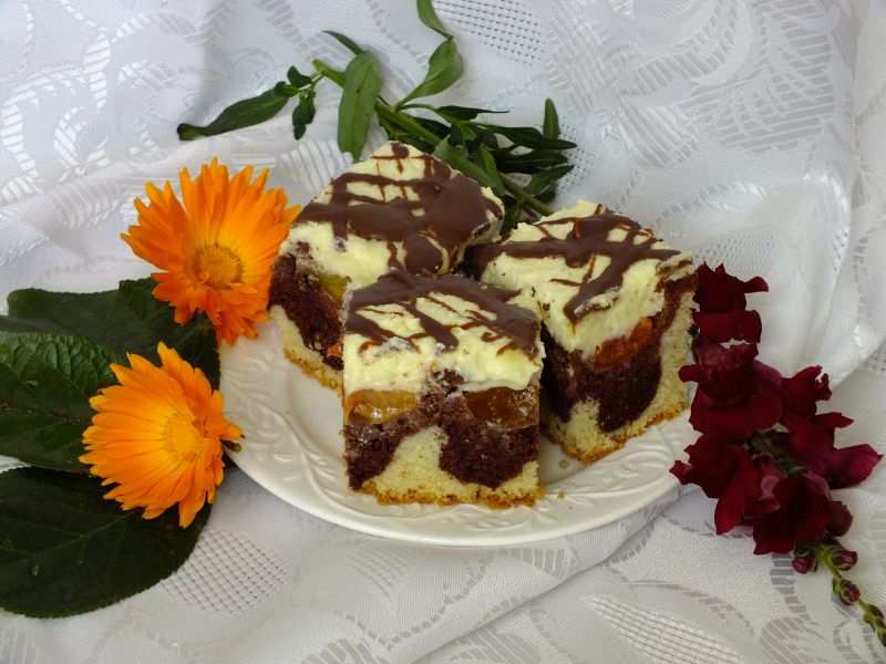 Fale Dunaju ze śliwkami