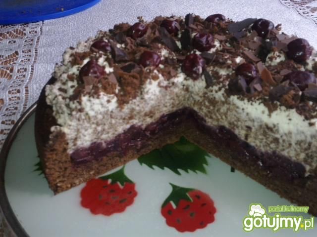 Fantazyjny torcik z wiśnią Fantazyjny torcik z wiśnią