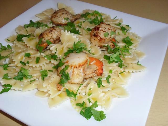 Farfale z przegrzebkami 