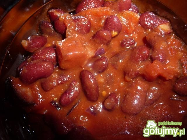 Fasolka czerwona z kiełbaską Fasolka czerwona z kiełbaską