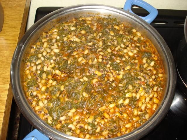 Fasolka drobna ze szpinakiem Fasolka drobna ze szpinakiem