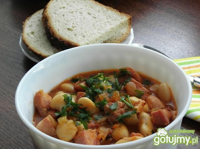 Fasolka po bretońsku. Fasolka po bretońsku.