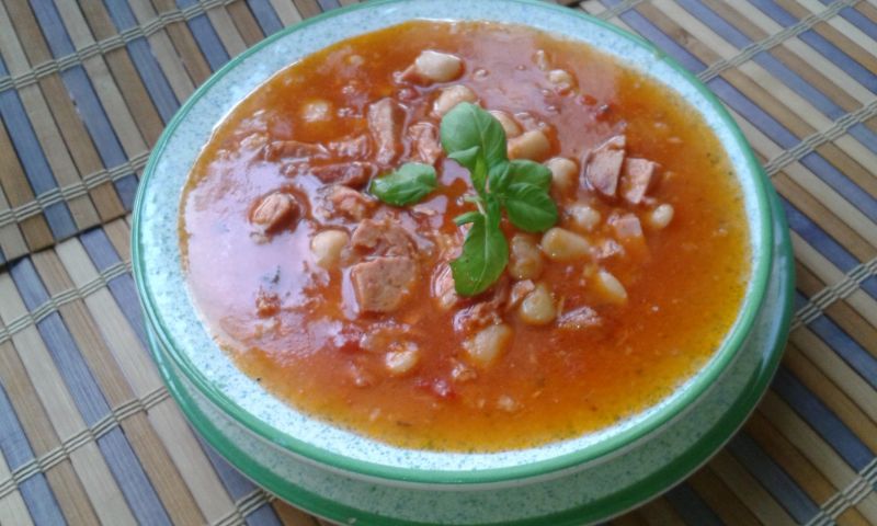 Fasolka po bretońsku.