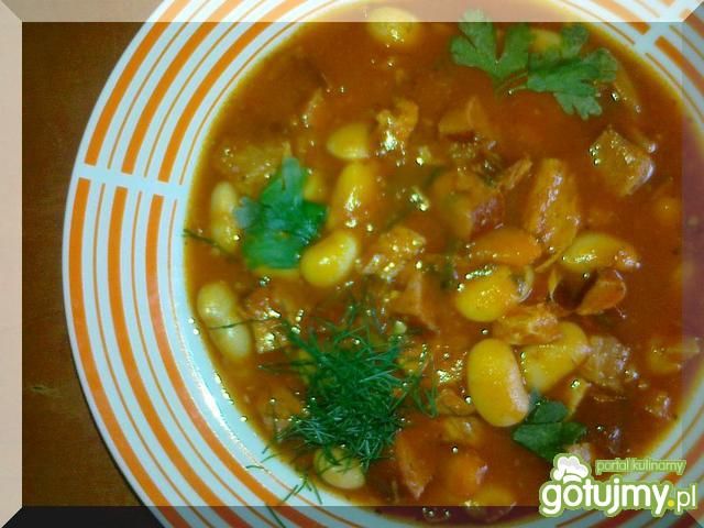 Fasolka po bretońsku na żeberkach Fasolka po bretońsku na żeberkach