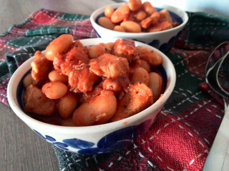 Fasolka po bretońsku z kurczakiem Fasolka po bretońsku z kurczakiem