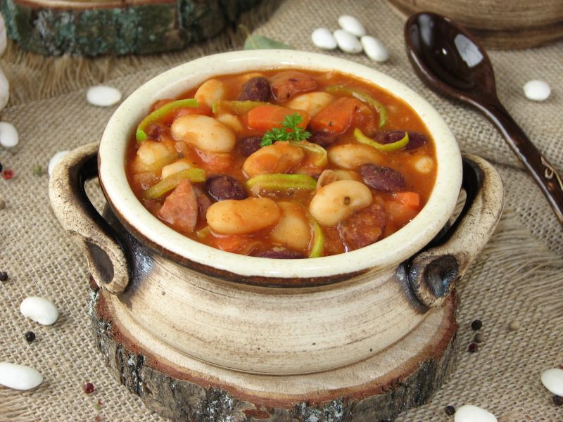 Fasolka po bretońsku z warzywami Fasolka po bretońsku z warzywami