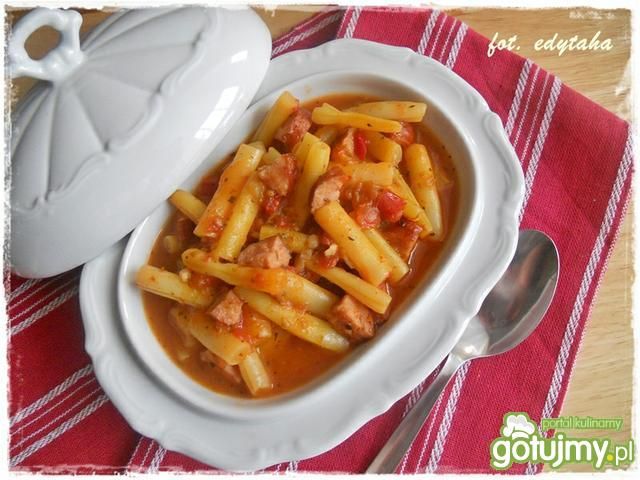 Fasolka szparagowa w pomidorowym sosie Fasolka szparagowa w pomidorowym sosie