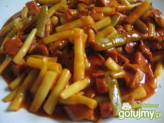 fasolka szparagowa z kurkami, kiełbasą 