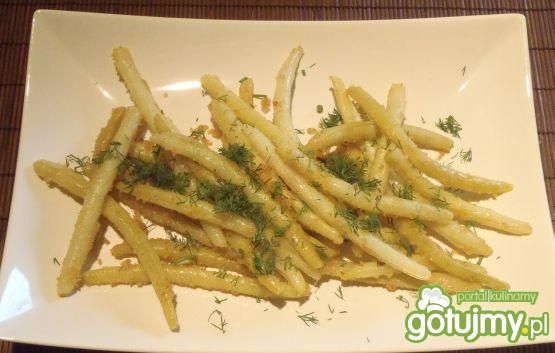 Fasolka szparagowa z masełkiem i bułką Fasolka szparagowa z masełkiem i bułką