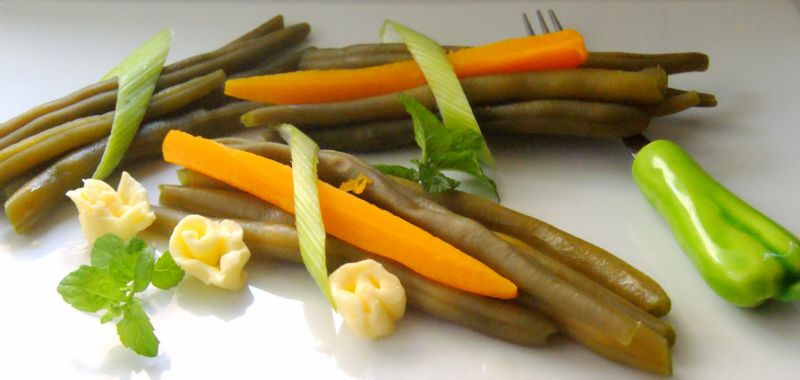 Fasolka szparagowa z miętowym masłem Fasolka szparagowa z miętowym masłem