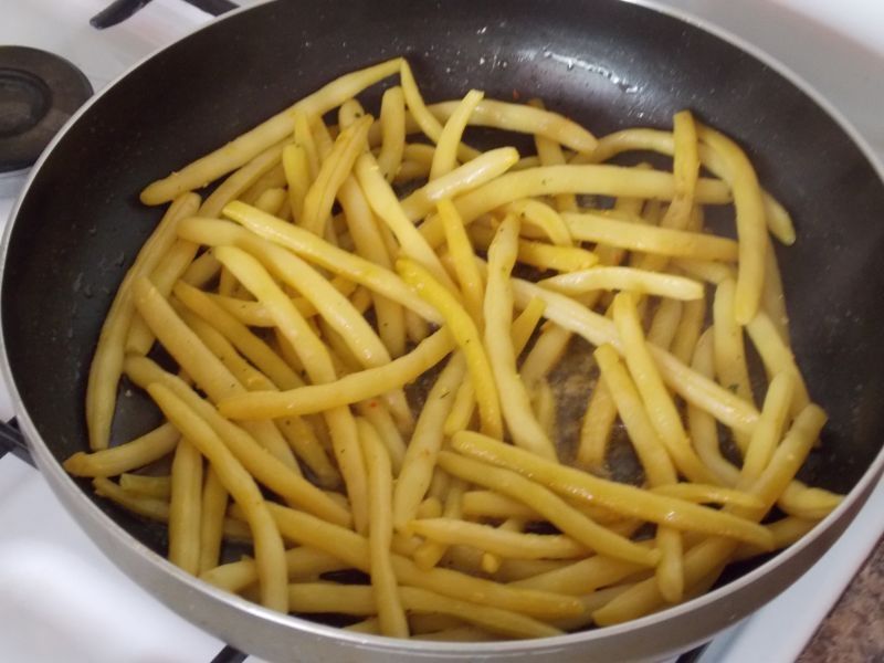 Fasolka szparagowa z pieczonymi ziemniakami