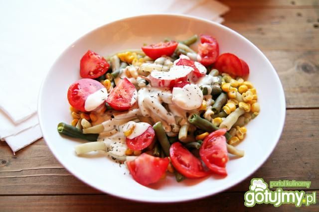 Fasolka szpragowa z pomidorem