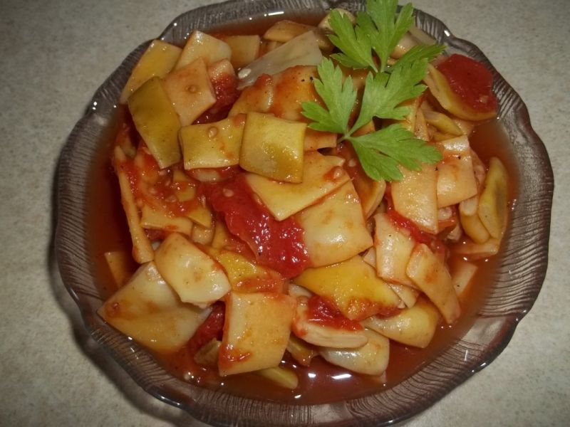 Fasolka w pomidorach