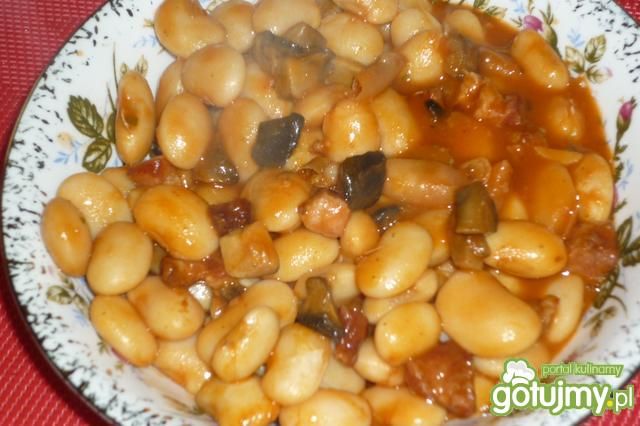 Fasolka z pieczarkiami i boczkiem