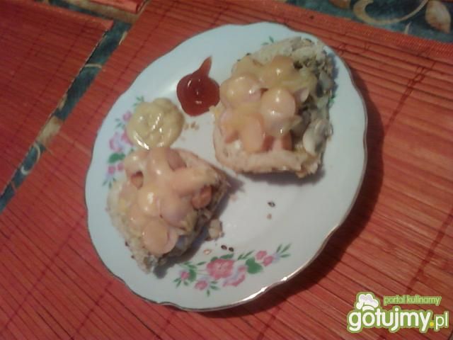 Faszerowana bułeczka 