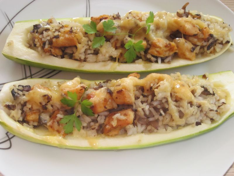 Faszerowana cukinia Faszerowana cukinia