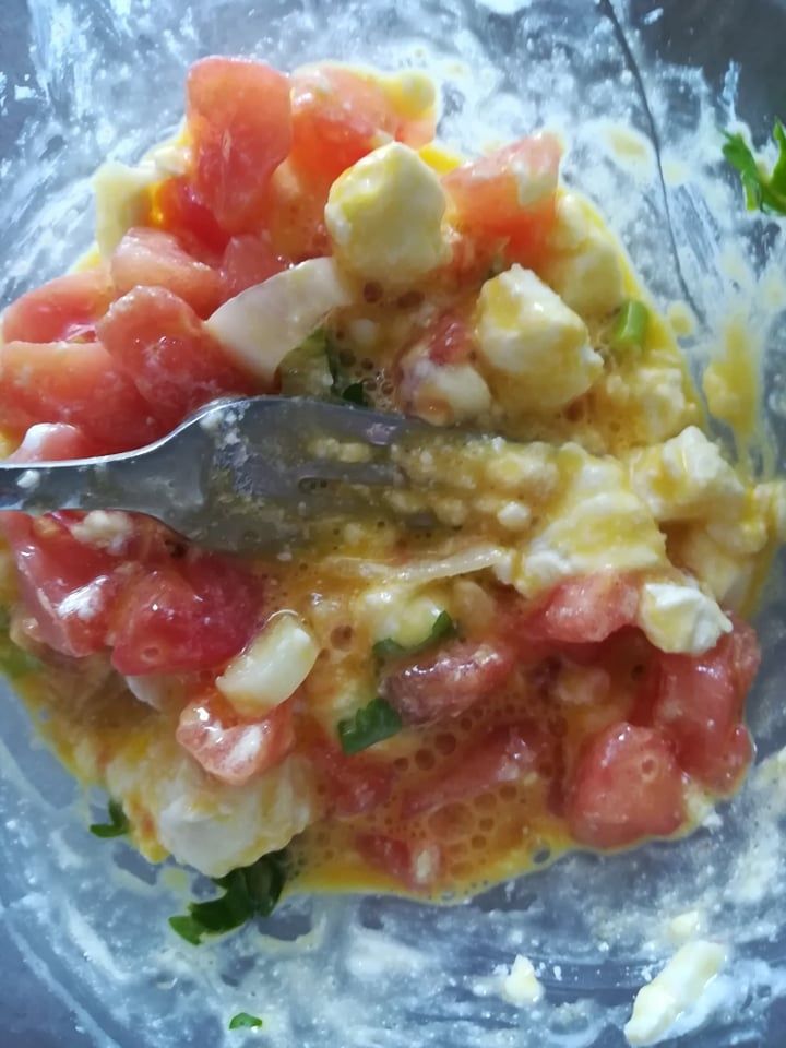 Faszerowana cukinia pomidorem,serem feta i jajkami