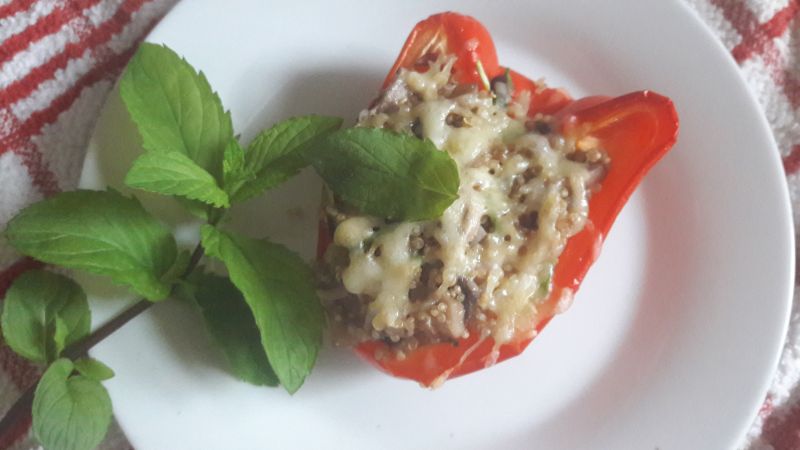 Faszerowana papryka po wegetariańsku