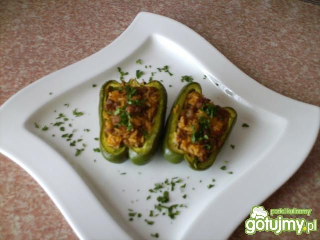 Faszerowana zielona papryka