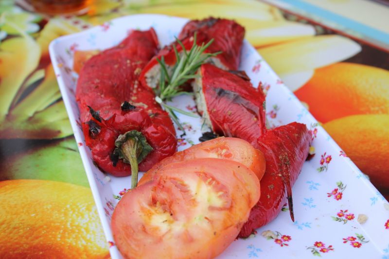 Faszerowane grillowane papryki