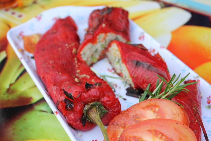 Faszerowane grillowane papryki