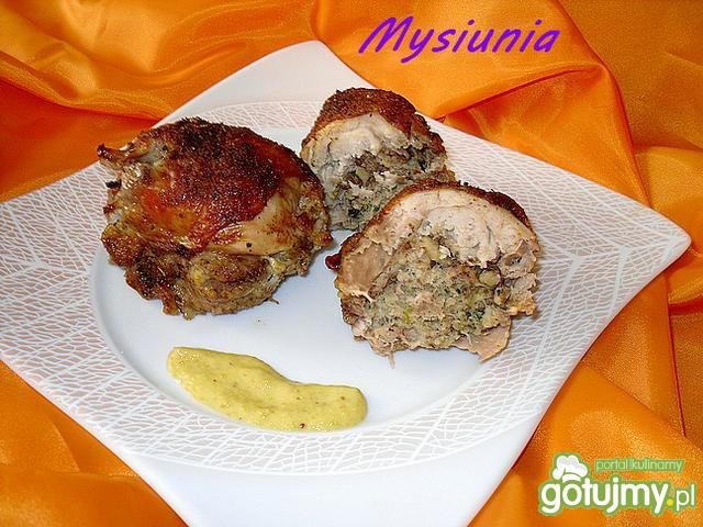 Faszerowane nóżki z kurczaka