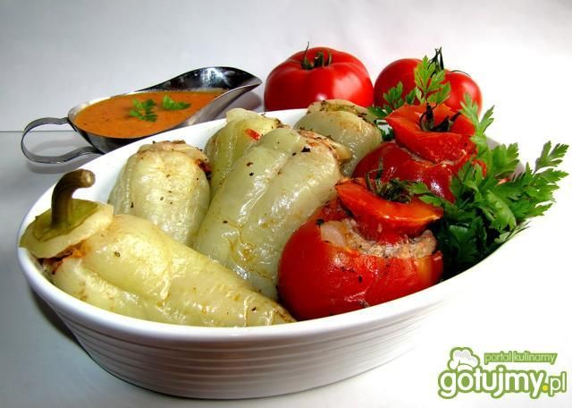 Faszerowane papryczki i pomidory