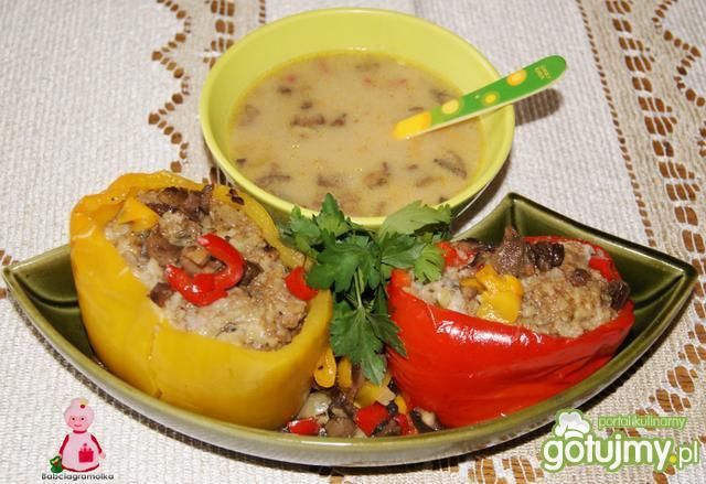 Faszerowane papryki na grzybowo :