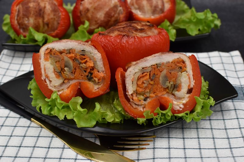 Papryki  faszerowane schabem