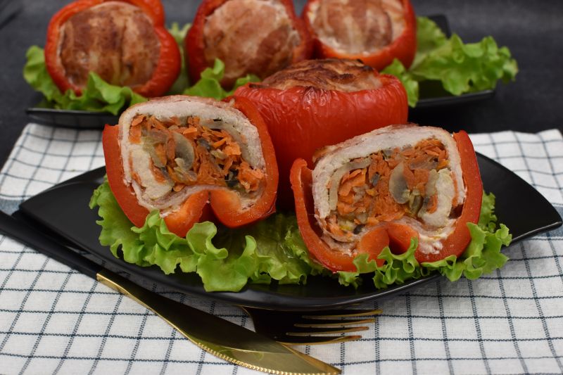 Papryki  faszerowane schabem